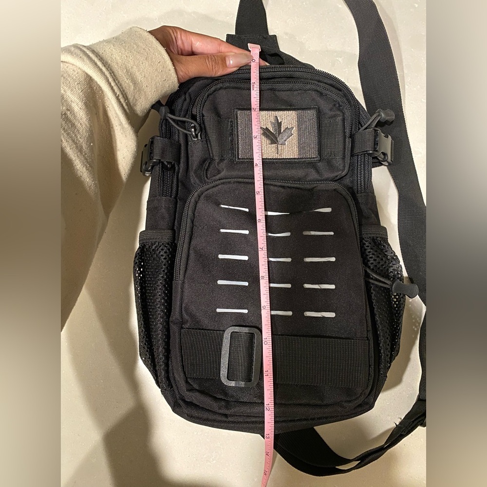 Black Tactical Sling Bag - Picture 4 of 12